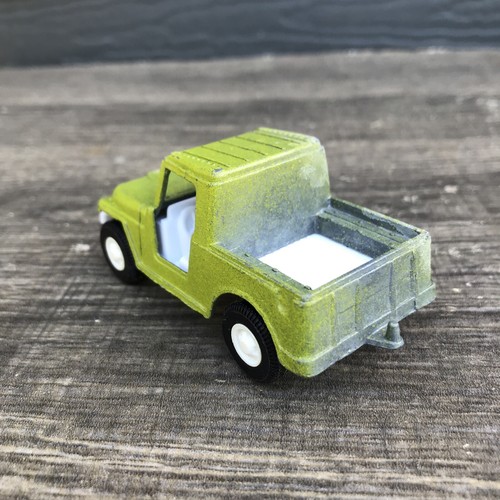 1970s Tootsie Toy Diecast Lime Green Jeep White Interior 3.5” Vintage - Picture 3 of 11