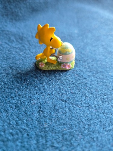 Hallmark Woodstock Peanuts Joyful Garden Mini Easter Ornaments, 2005 - Picture 9 of 10