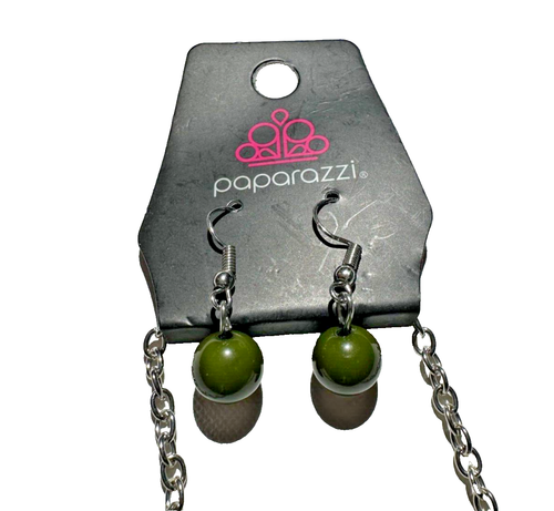 Paparazzi Necklace and Earring Set - Green and Silver tone - Picture 5 of 5