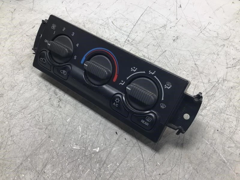 雪佛兰 SUBURBAN 2000 FRONT DASH AC A/C 气候温度控制开关 — 第 2/4 张图片