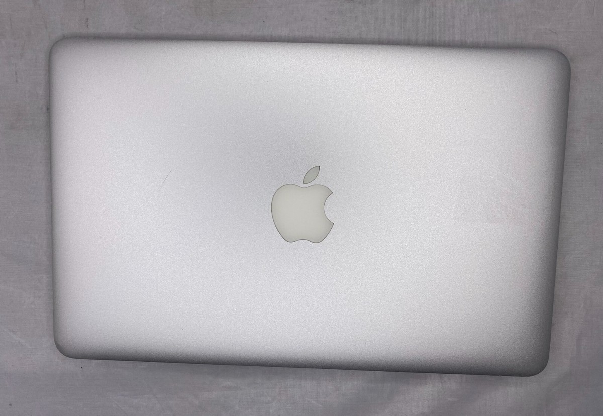 Apple MacBook Air 11” Mid-2011 256GB, 1.8GHz, Intel Core i7, 4GB