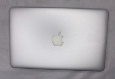 MacBook Air 11インチ 2011 (256GB/ i7 /4GB） Apple MacBook Air 11” Mid-2011 256GB, 1.8GHz, Intel Core i7