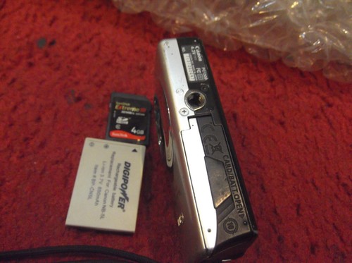 Canon PowerShot SD 880 IS Digital ELPH 10.0MP 4x Digital Camera - Silver - Picture 6 of 15