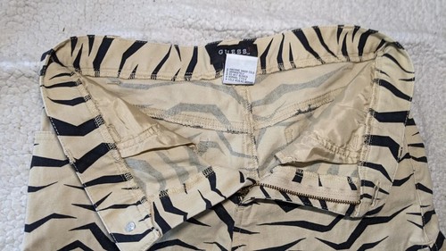 GUESS Jungle Print Black Beige Shorts Women's Size 28 - Picture 6 of 10
