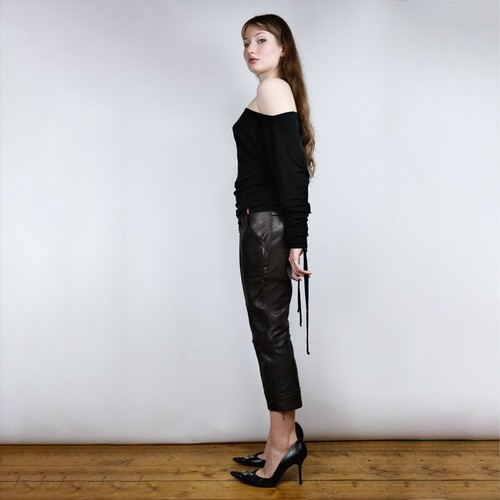 00's Moschino Leather Capri Pants with Brogue style detailing in Brown - W28 - Picture 4 of 9