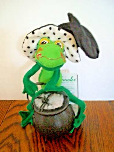 Annalee Halloween Doll 2015 POLKA DOT WITCH FROG TOAD 10" - Picture 6 of 6