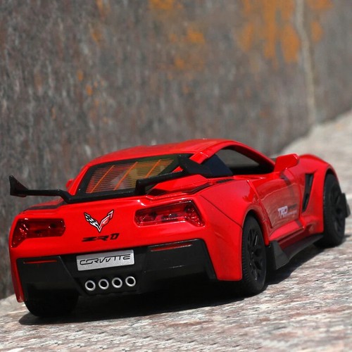 1:32 Chevrolet Corvette ZR1 Superdeportivo Coche de Juguete Modelo Diecast Aleación Vehículos Coche - Imagen 2 de 29