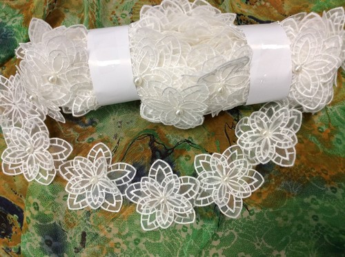 Hardy'sTextile Beaded,Embroidered,Appliqued Flower 3D Lace Trim - Picture 64 of 75
