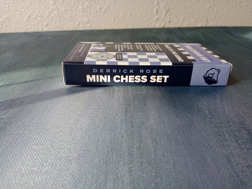 Memphis Grizzlies Derrick Rose Mini Chess Set - Picture 3 of 6