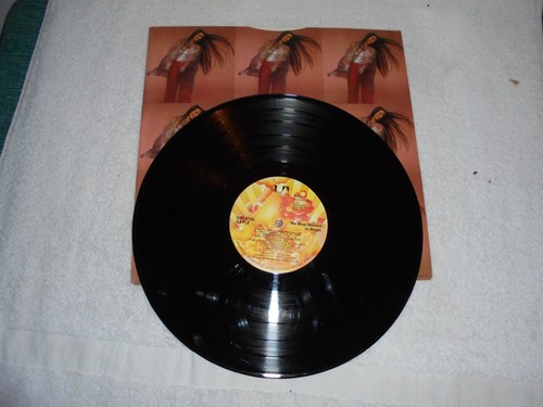 We Must Believe In Magic By Crystal Gayle (Vinyl 1977 United) LP 33 Album - Picture 2 of 3