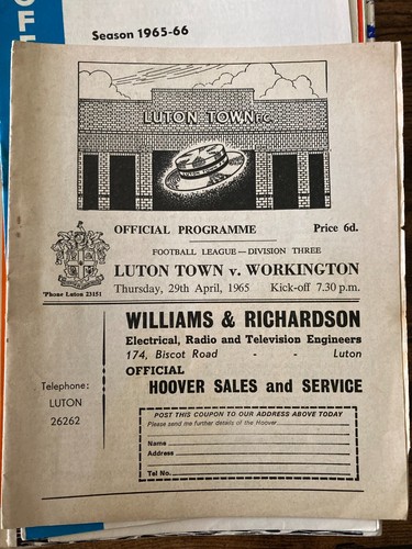Workington HOME AWAY programmes League & Cup 1960s 1970s 1980s 1990s FREE POST - Picture 6 of 229