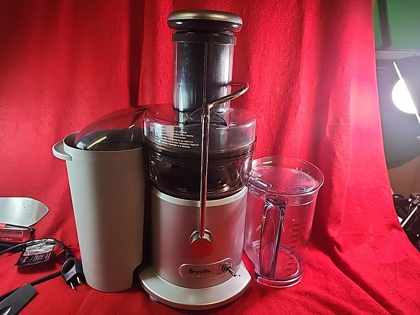Breville JE98XL Juice Fountain Plus-Centrifugal Juicer. Complete
