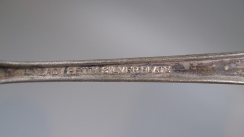 2 Vintage EXTRA Coin Silver Plate Spoon And Lady Betty Silver Plate - Picture 10 of 10