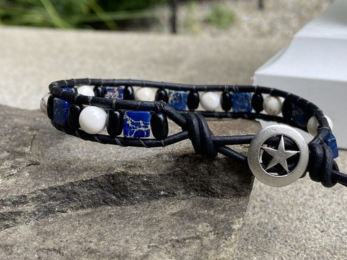 Blue White Magnesite Black Onyx Leather Beaded Wrap Bracelet Adjustable - 第 6/6 張圖片