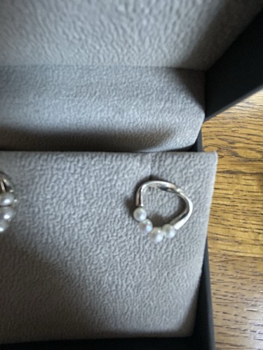 Pandora Pearl Earrings New - Picture 3 of 4
