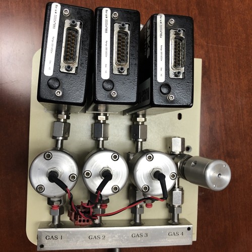 3 Of MKS 1179 N2 200 SCCM MFC , 4 Gas Line With Valves Assembly ID- DA7-2 - Picture 9 of 12