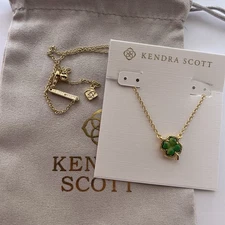 ☘️✨Kendra Scott Clover Gold Short Pendant Necklace New 🍀✨