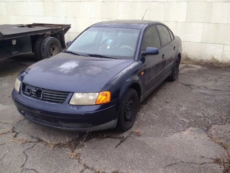 Pernos de bote de vapor de combustible | Se adapta a Audi A6 A4 1995-2005 / Vokswagen Passat Foto 4 de 4