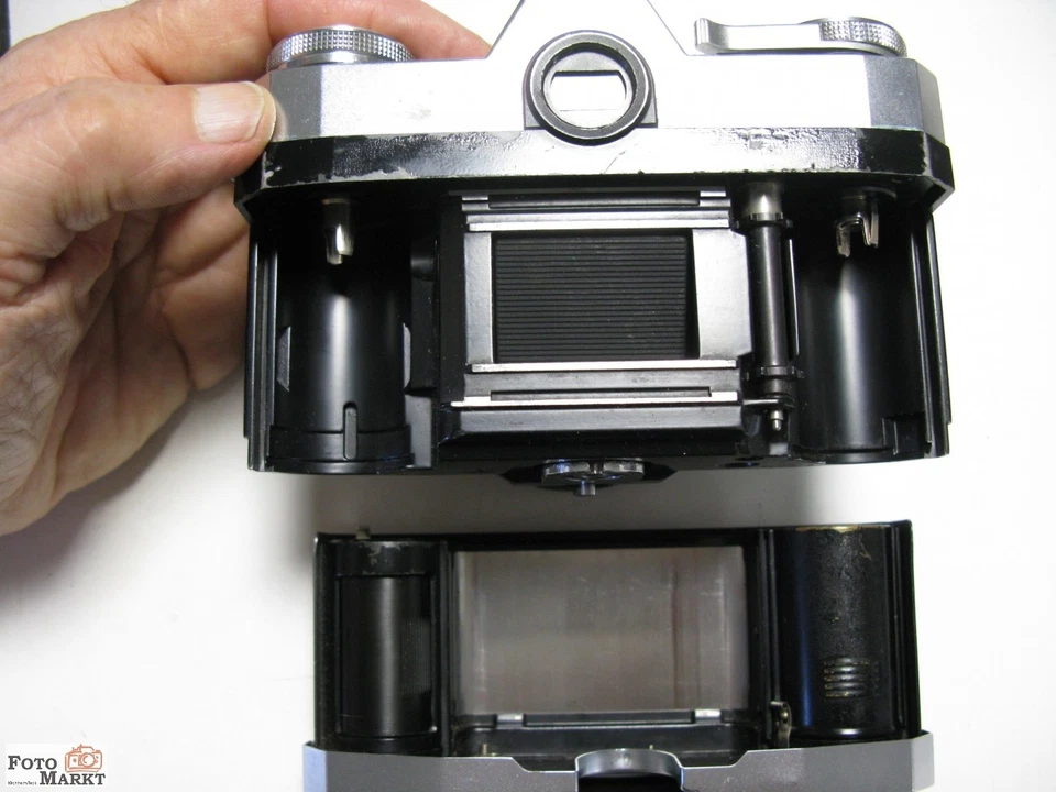 Zeiss Ikon Contaflex Spiegelreflex + Wechselmagazin Objektiv Tessar 2,8/50 lens - Bild 3 von 4