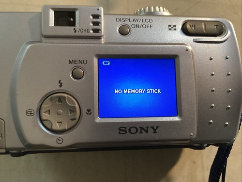 Sony Cyber-shot DSC-P30 1.3MP Digital Camera - Silver - Picture 5 of 5