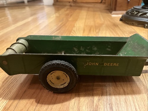 Vintage ERTL John Deere 44 Manure Spreader 1:16 Diecast Metal Farm Toy, USA - Picture 8 of 12
