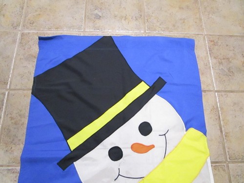 PREOWNED HOUSE OUTDOOR CHRISTMAS SNOWMAN FLAG 42" X 29" - Picture 2 of 7