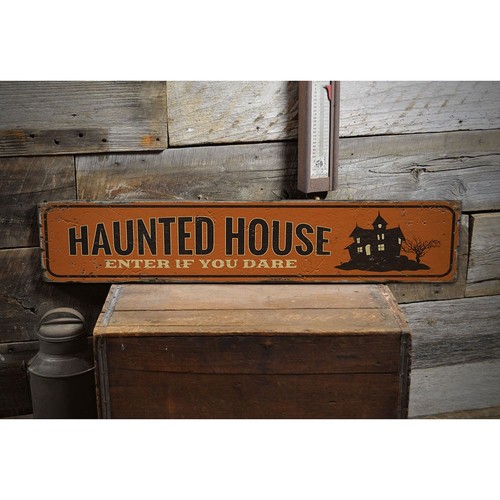 Haunted House Entrance Rustic Distressed Sign, Personalized Wood Sign - Picture 2 of 2