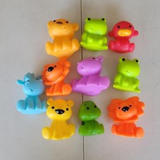 Animal bath toys set