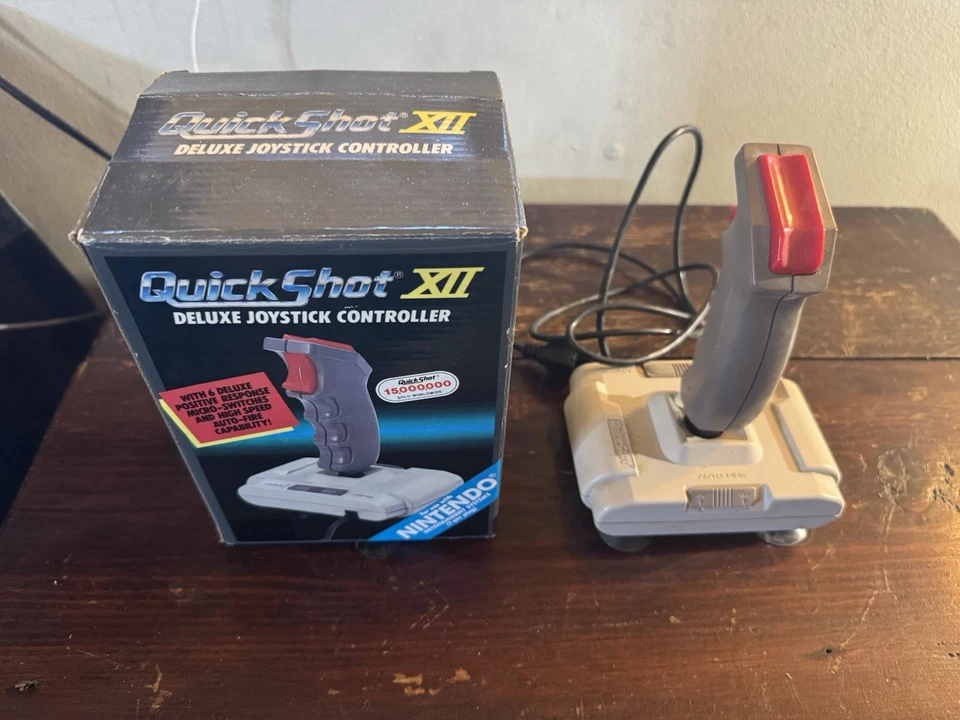 Mando Joystick Quick Shot XII Deluxe para Nintendo NES Foto 3 de 4