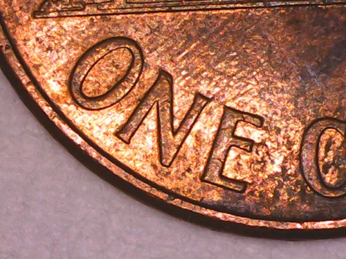 2007 D Lincoln Memorial Penny Cent With Small Strike Through Error on Obverse  - Picture 10 of 14