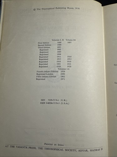 The Secret Doctrine H. P. Blavatsky & Other Rosicrucian Titles Book Lot - Bild 14 von 20