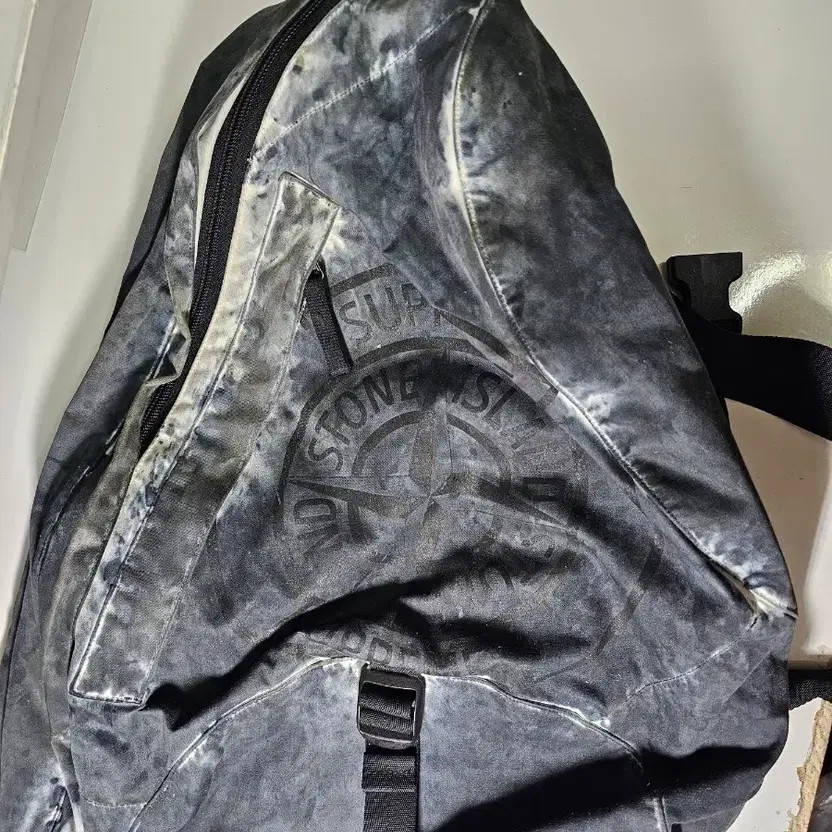 Supreme Stone Island Sling Bag, Heavily Used, Unique Design thumbnail 3