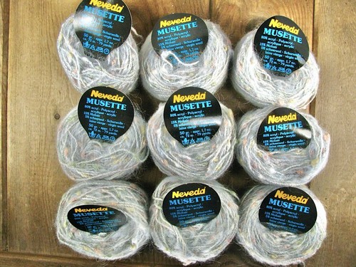 Neveda Musette Mohair Mischgarn Wolle Acryl hellgrau mit mehrfarbig 50g x9 - Bild 2 von 6