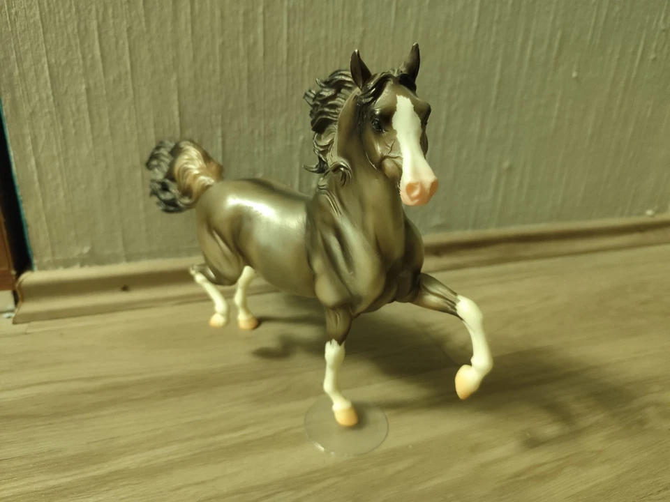 Breyer Pferd Modellpferd Traditional Highwire  - Bild 3 von 4