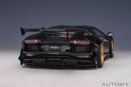 1/18 AutoArt Lamborghini Aventador LB Works Acento Negro/Dorado 79184 - Imagen 17 de 18