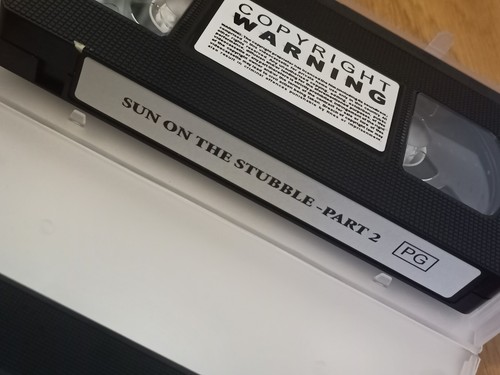 Sun On The Stubble VHS 1996 Australia Mini Series 4.5 Hours Book By Colin Thiele - Bild 9 von 9