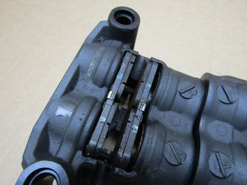 Kawasaki Ninja H2 ZX1002 SX SE 2018 3,845 miles front brake calipers (12987) - Picture 10 of 13
