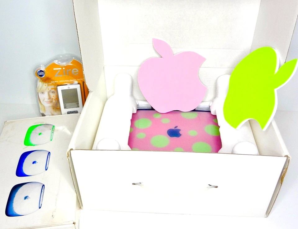 Apple iBook Clamshell G3 DVD PVT COLLECTOR 467 60GB HD Dual BOXED ⭐️⭐️⭐️⭐️⭐ - Image 3 of 4