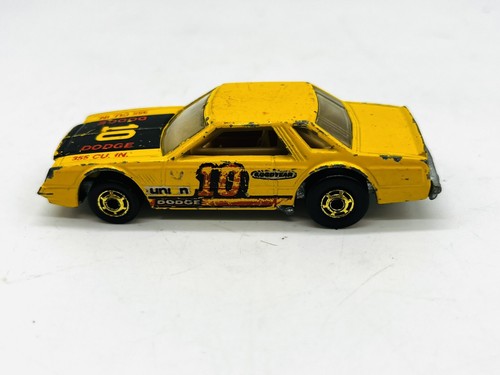 Hot Wheels 1980 Dodge Mirada Stocker Yellow Stock Car #10 Hong Kong Blackwall - Imagen 2 de 7