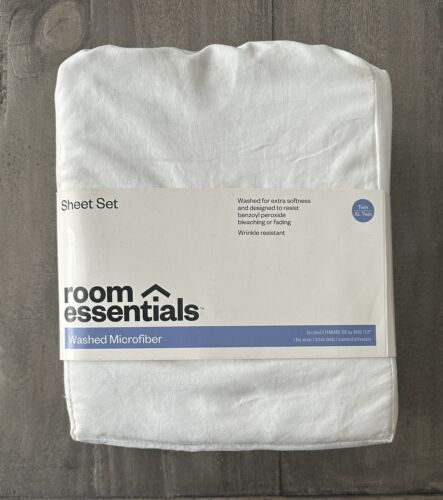 Room Essentials Twin/Twin XL White 3 Piece Sheet Set - Brand New
