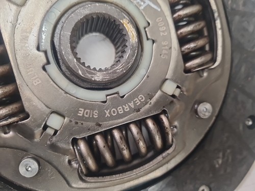 Seat Leon Complete Clutch Kit 1.6 TDI Diesel 0380/03L 2011 - Picture 6 of 16
