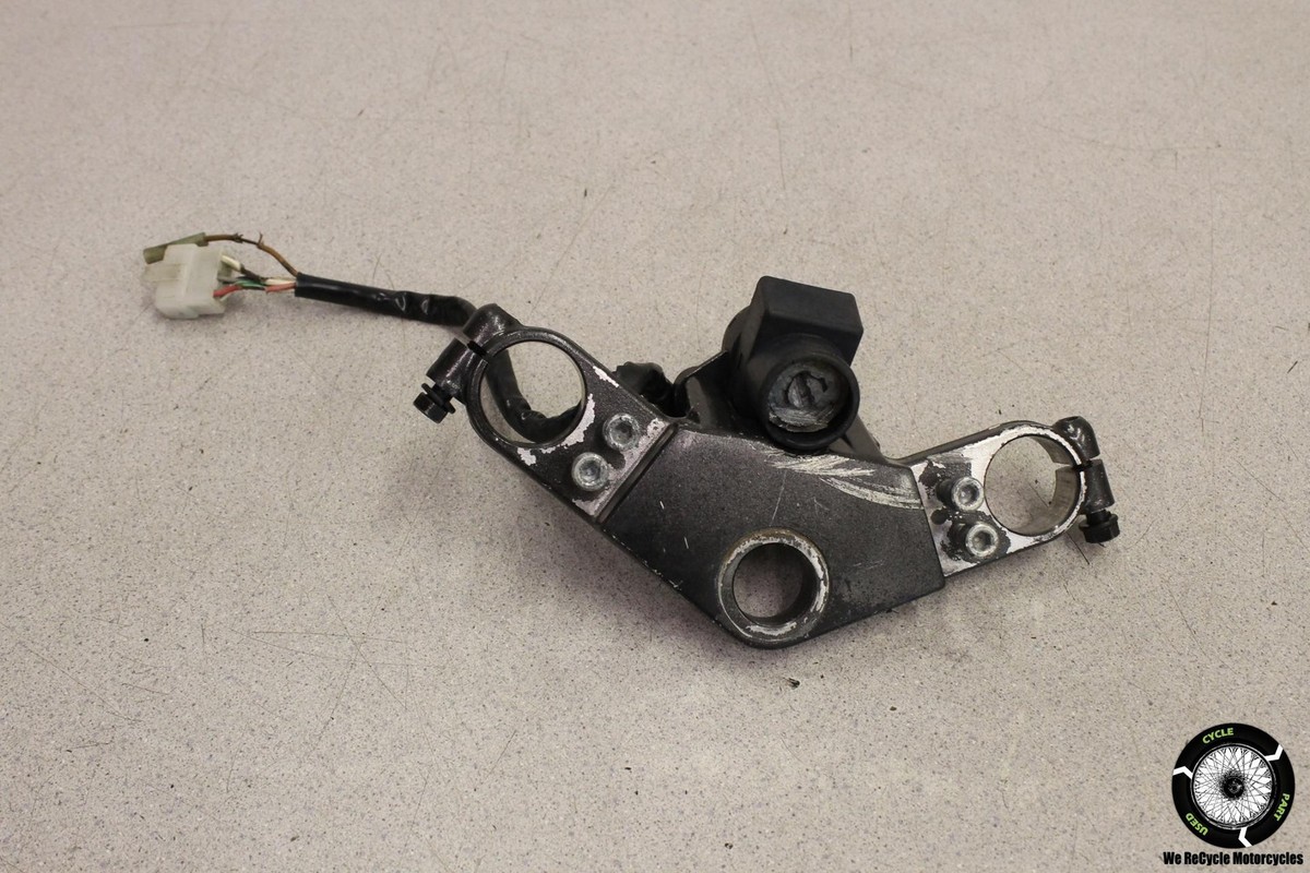 2006 Kawasaki Ninja 250R EX250F FORKS UPPER TRIPLE TREE CLAMP EX