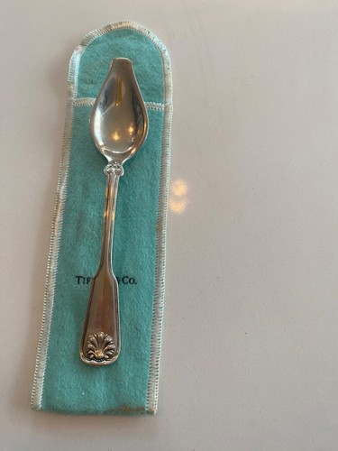 Tiffany & Co. Silver flatware grapefruit spoon, Shell and thread pattern - Picture 2 of 4