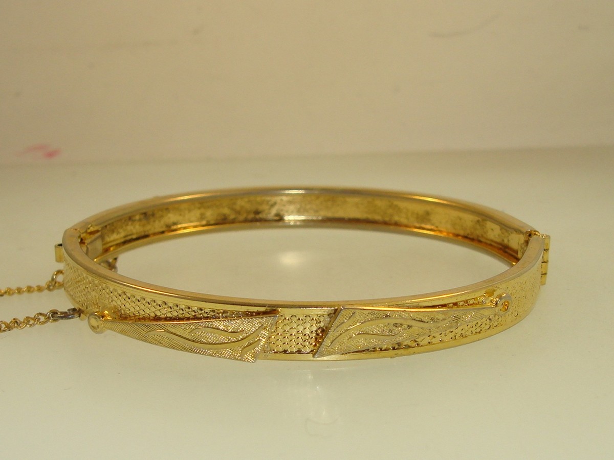 アクセサリー Vintage archive design bangle watch LOVELY VINTAGE 1940'S ERA FREIRICH GOLD TONE HINGED BANGLE
