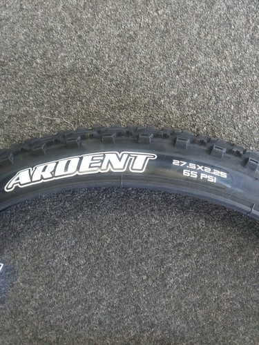 Maxxis Ardent mtb tires wire--27.5 X 2.4 (Pair) plus emergency tube repair kit - Picture 6 of 8