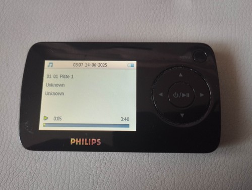 MP3 Philips GOGEAR 2 GB Rojo Con Cable Cargador USB - Imagen 2 de 7
