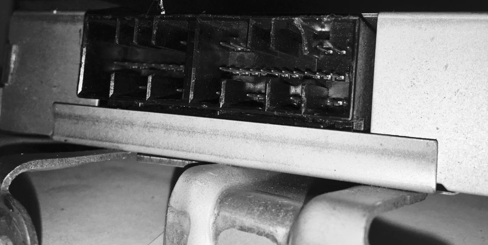 Nissan Máxima 2004 2005 TCU 31036 8Y001 Foto 4 de 4