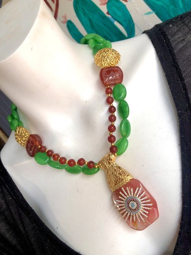Collana di design giada agata ciondolo sole pezzo unico - Foto 4 di 6