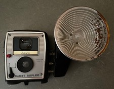 Vintage 1958 Ansco Cadet Reflex Camera  Flash