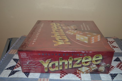 1997 Milton Bradley Deluxe Edition YAHTZEE Dice Game Original Gold Dice SEALED - Picture 7 of 9
